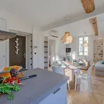 Apartman Ange 100m De La - Happy *