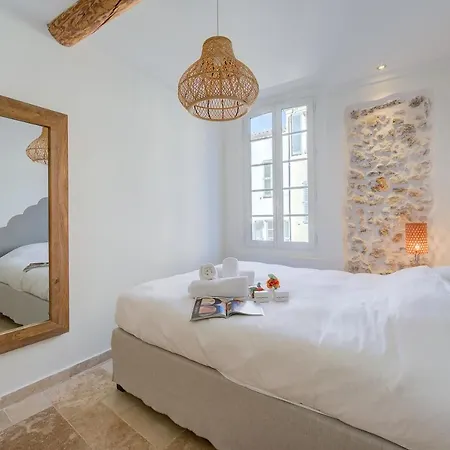 Ange 100m De La - Happy Lägenhet *