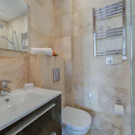 Ange 100m De La - Happy *