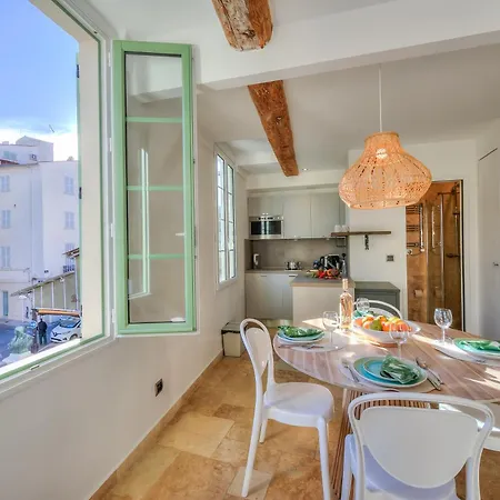 Ange 100m De La - Happy Antibes